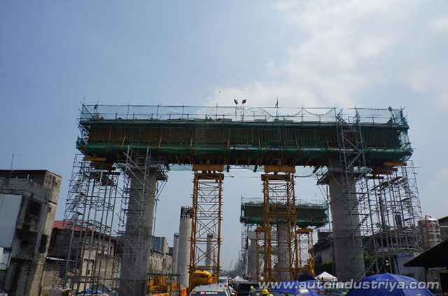 Construction on the NLEX Harbor Link Segment 10