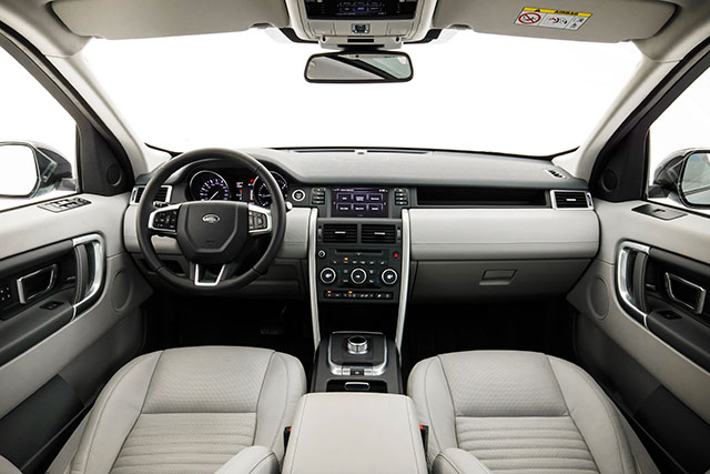 Land Rover Discovery Sport interior