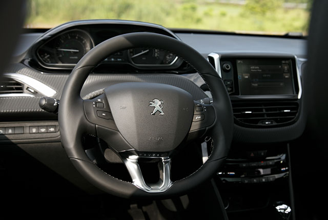 The interior of the Peugeot 2008