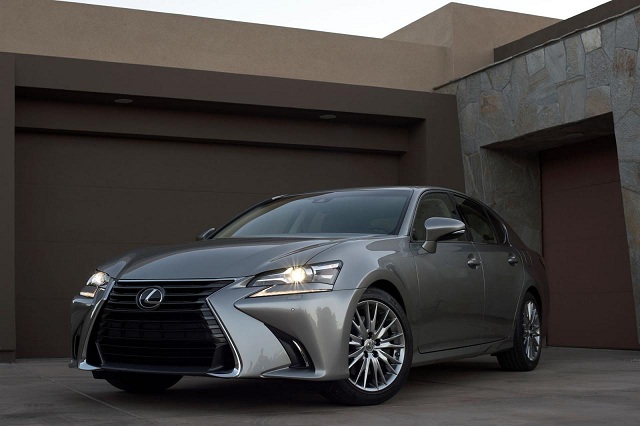 The front and side view of the 2016 Lexus GS