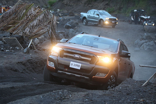 Ford Ranger Wildtrak orange