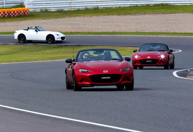 MX-5 on track
