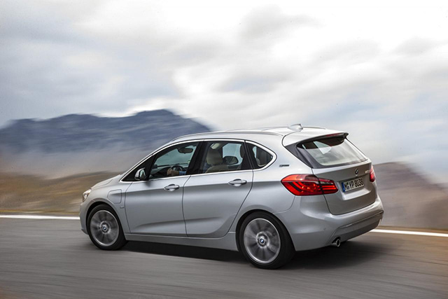 Side and rear of the BMW 225xe