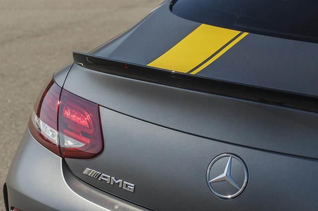 Yellow stripe present at the rear section of C63 Coupe Edition 1
