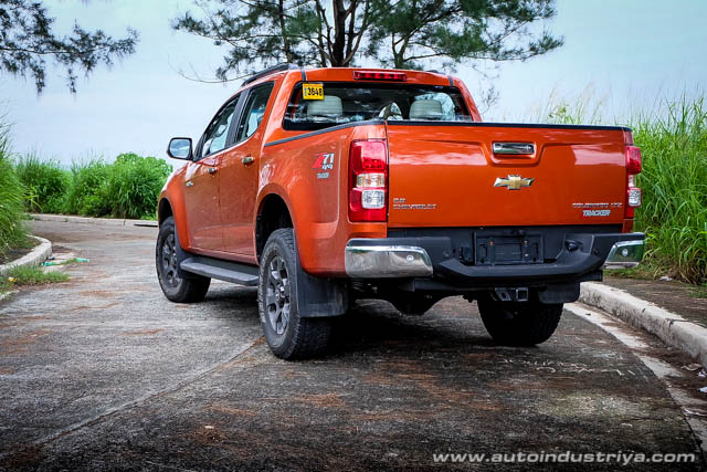 2015 Chevrolet Colorado LTZ 4x4 rear shot