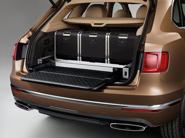 The luggage compartment of the Bentley Bentayga