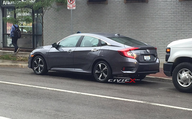Rear quarter of the supposed 2016 Honda Civic