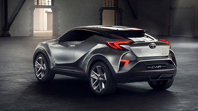 The rear-side profile of the updated CH-R concept