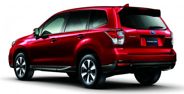 Rear quarter view of the updated 2016 Subaru Forester
