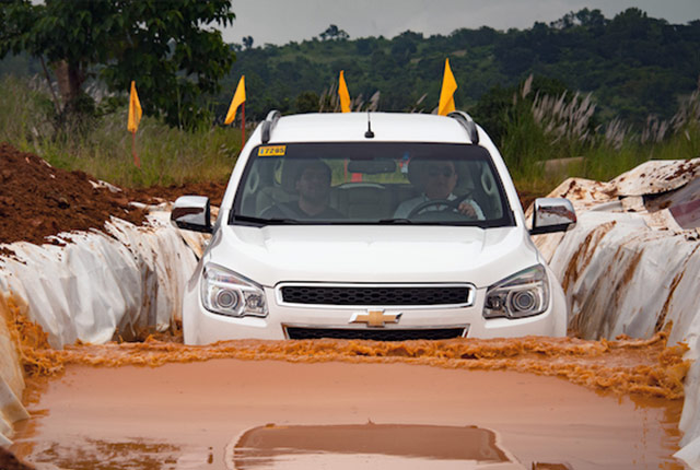 2015 Chevrolet Trailblazer wading