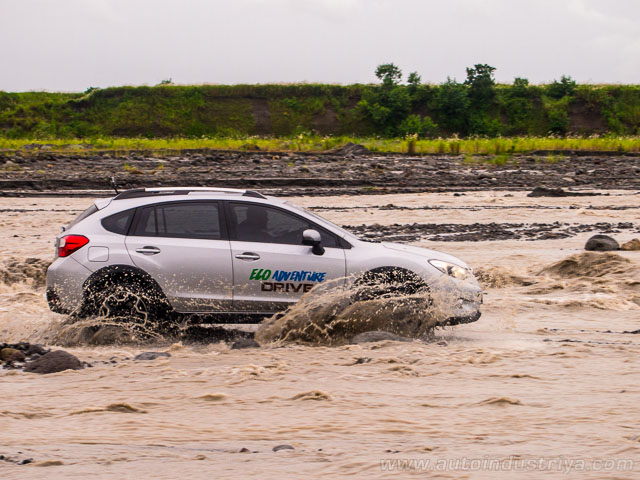 Subaru XV on the Pasig-Potrero River