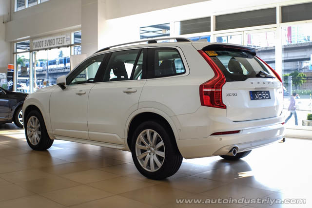 All-New XC90 rear shot