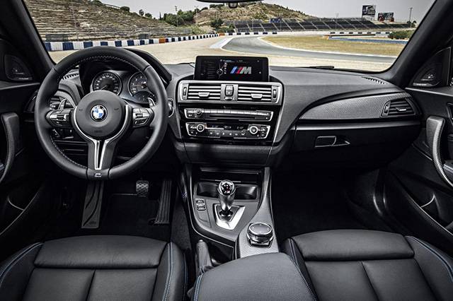 The interior of the BMW m2