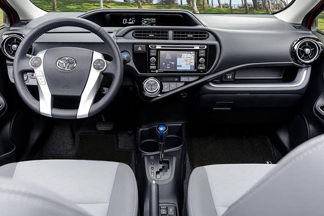 Inside the 2016 Prius C