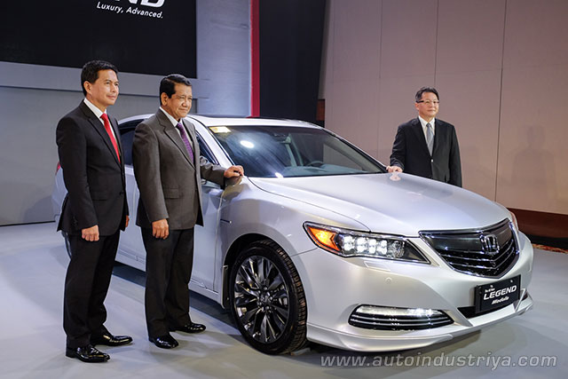 Honda Legend group shot