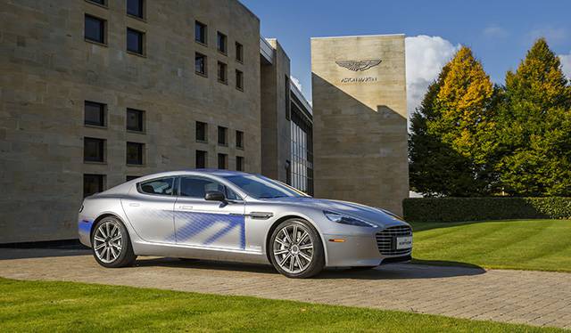 Front quarter view of the Aston Martin RapidE concept