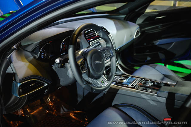 The cockpit of the Jaguar XE