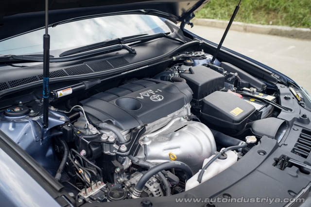 The 2.5-liter 2AR-FE inline-four with Dual VVT-i