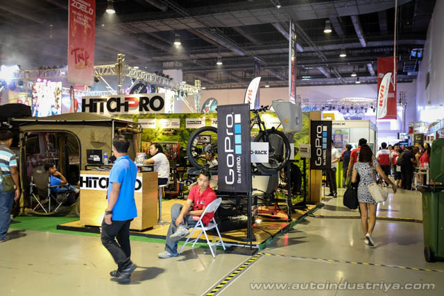 Aftermarket retail booths