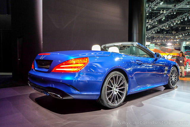 Mercedes-Benz SL rear