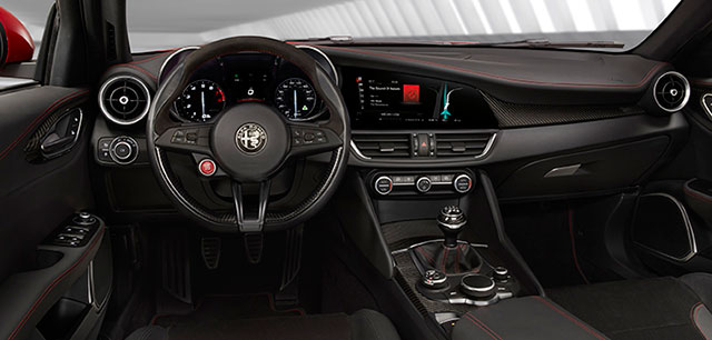 Alfa Romeo Giula interior