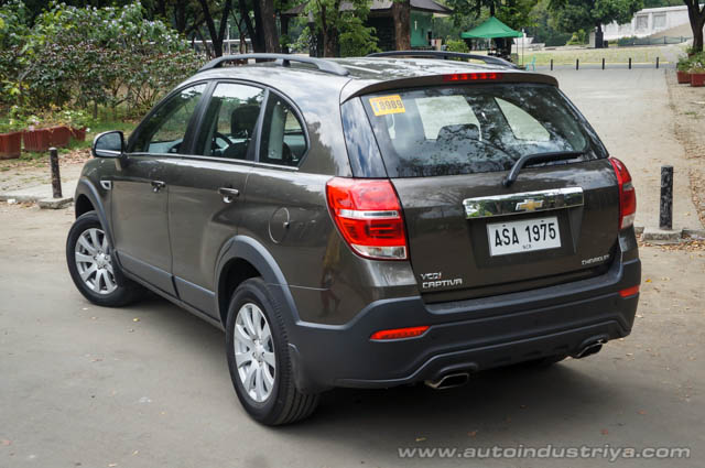 2015 Chevrolet Captiva AT rear shot