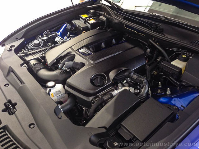 Lexus GS-F engine