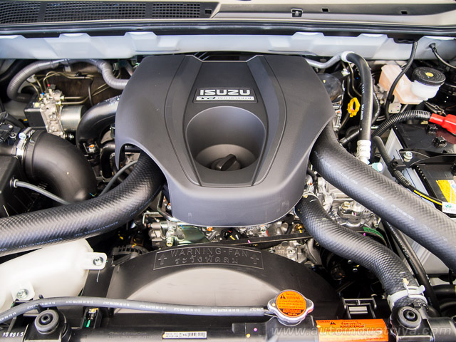 4JJ1-TC VGS Turbo engine