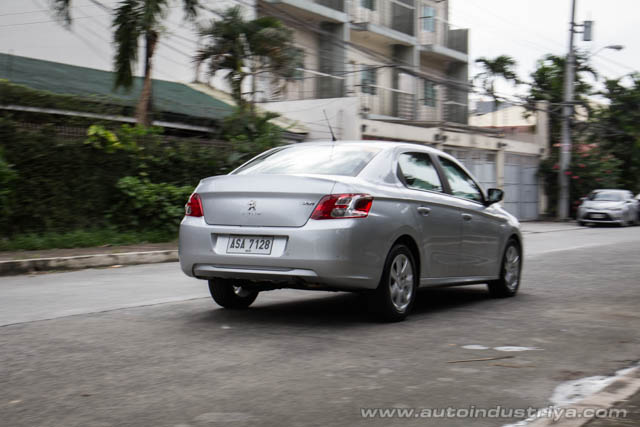 2015 Peugeot 301 AT