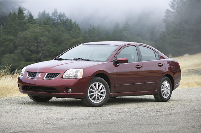 US-spec 2004 Mitsubishi Galant