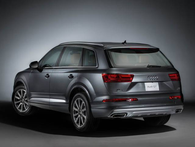 Audi Q7 rear