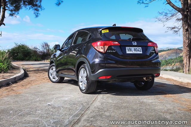 HR-V rear profile