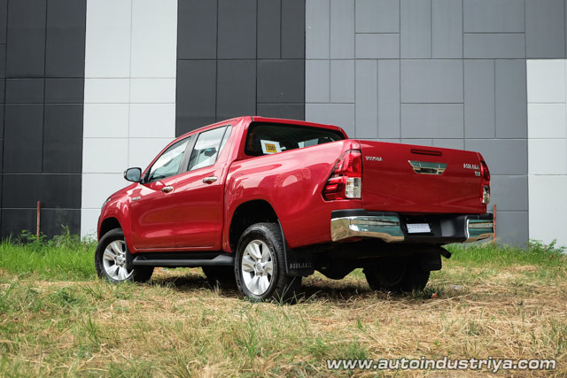 2016 Toyota Hilux rear