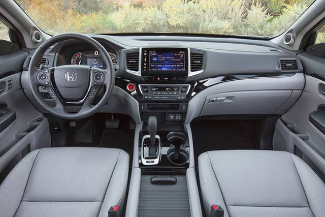 Inside the 2017 Honda Ridgeline