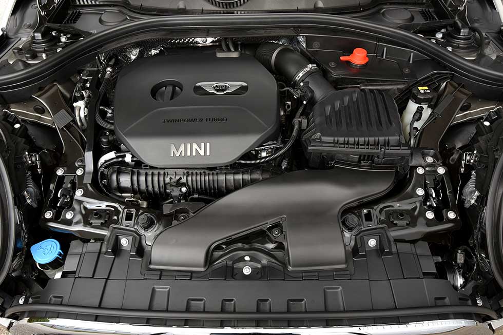 2016 Mini Clubman TwinPower turbo engine