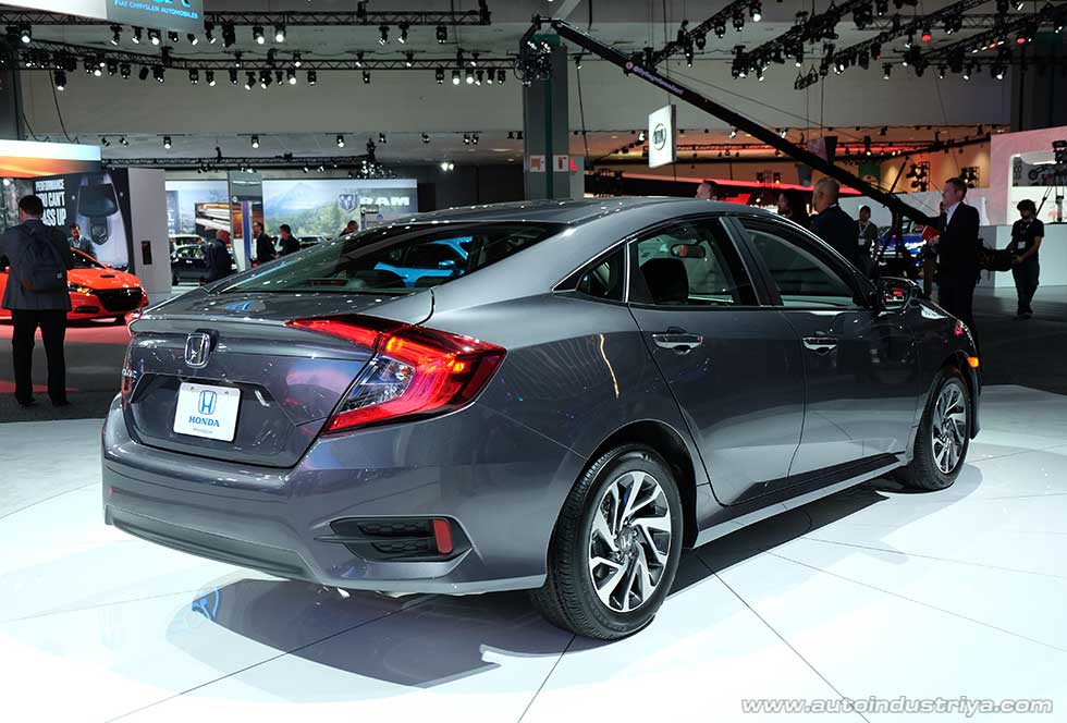 2016 Honda Civic rear