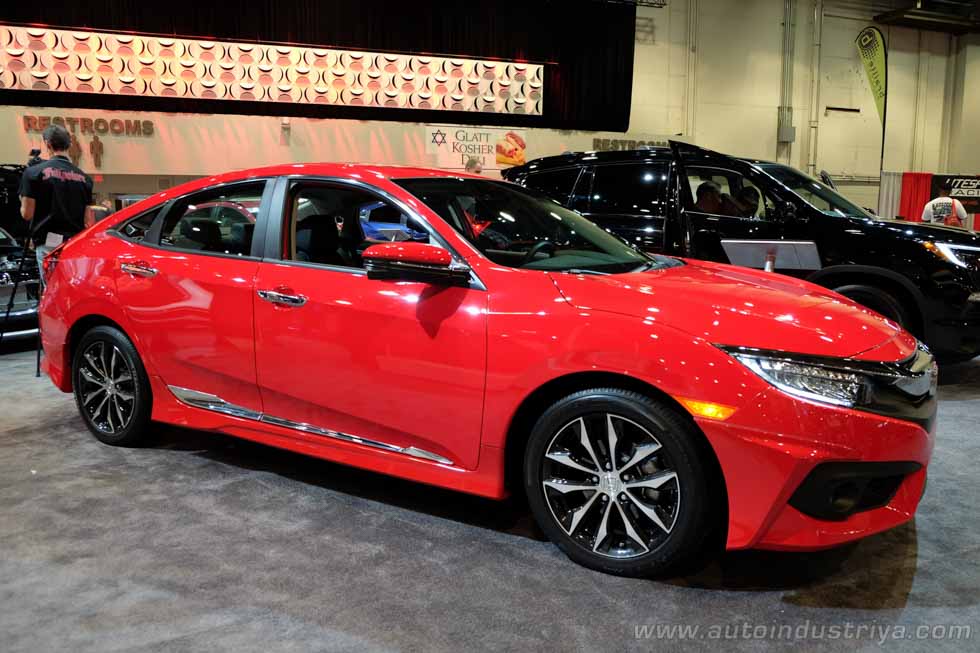 2016 Honda Civic side