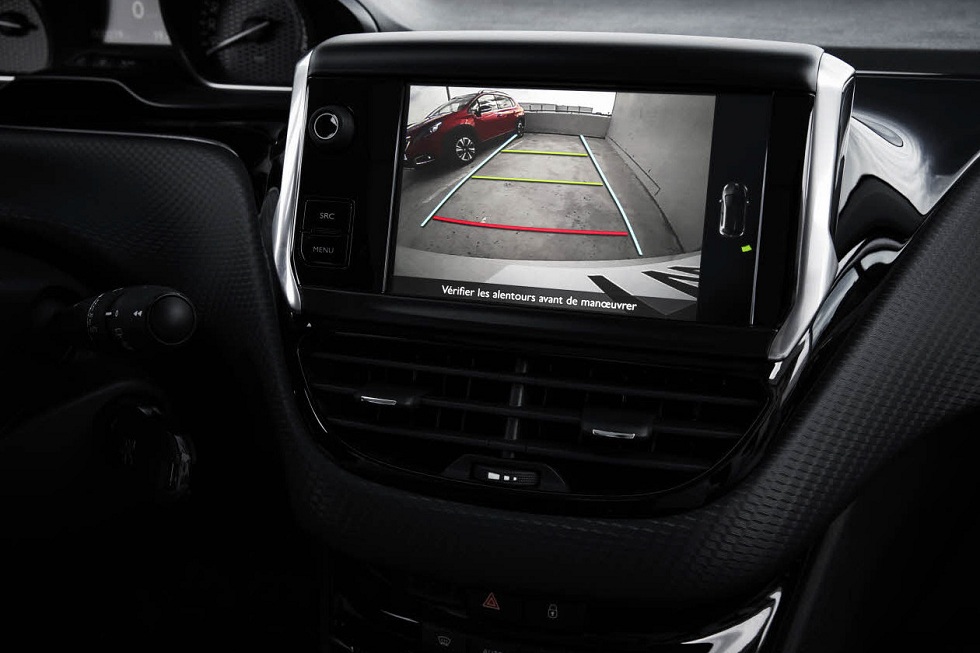 The reverse camera working on the Peugeot 2008