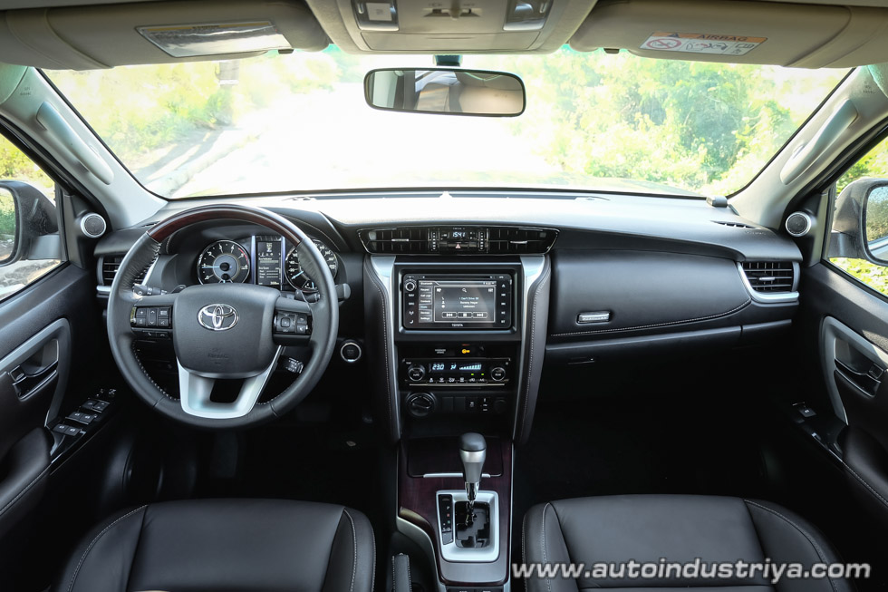 2016 Toyota Fortuner 2.8V 4x4 dashboard