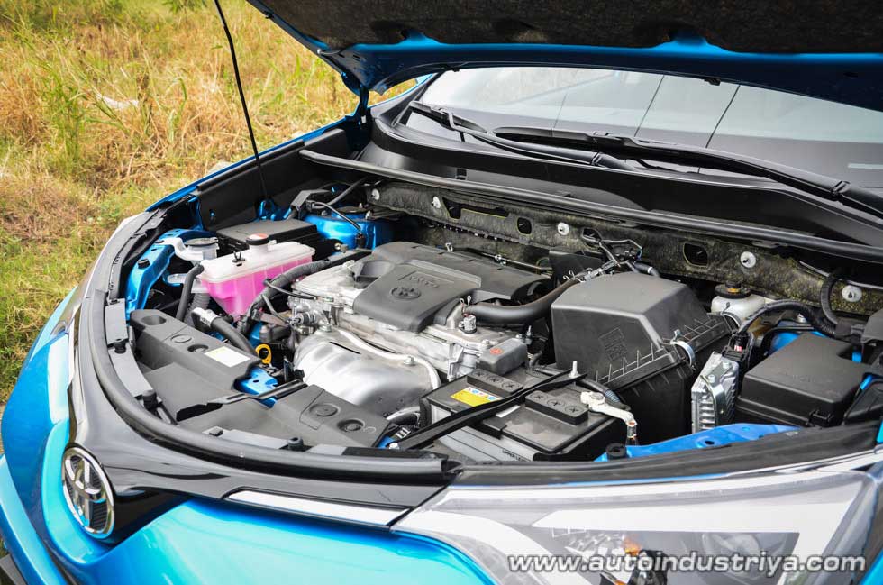 The 2.5-liter 2AR-FE inline-four with Dual VVT-i