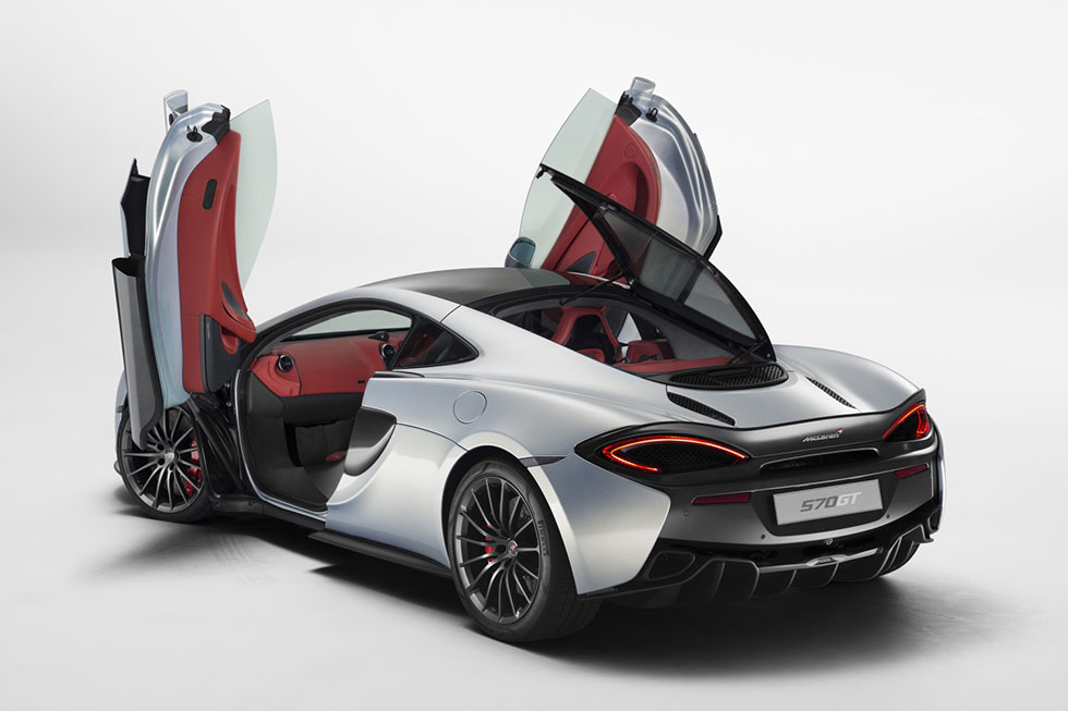 Rear quarter view of the McLaren 570GT