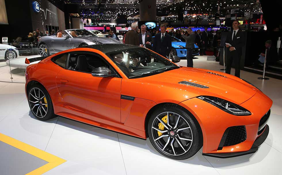 Jaguar F-Type SVR