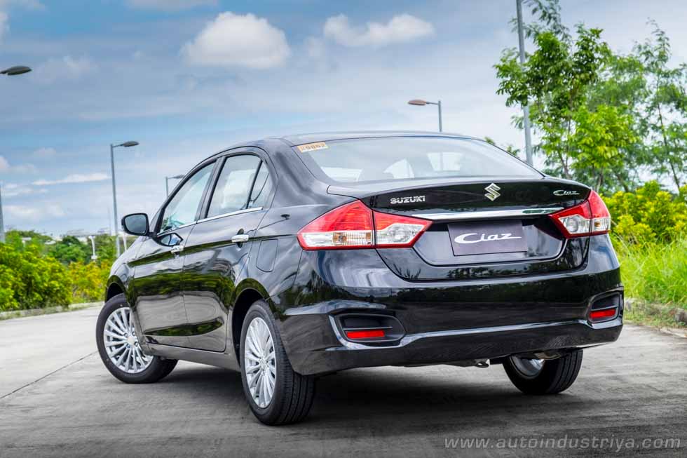 Suzuki Ciaz rear quarter