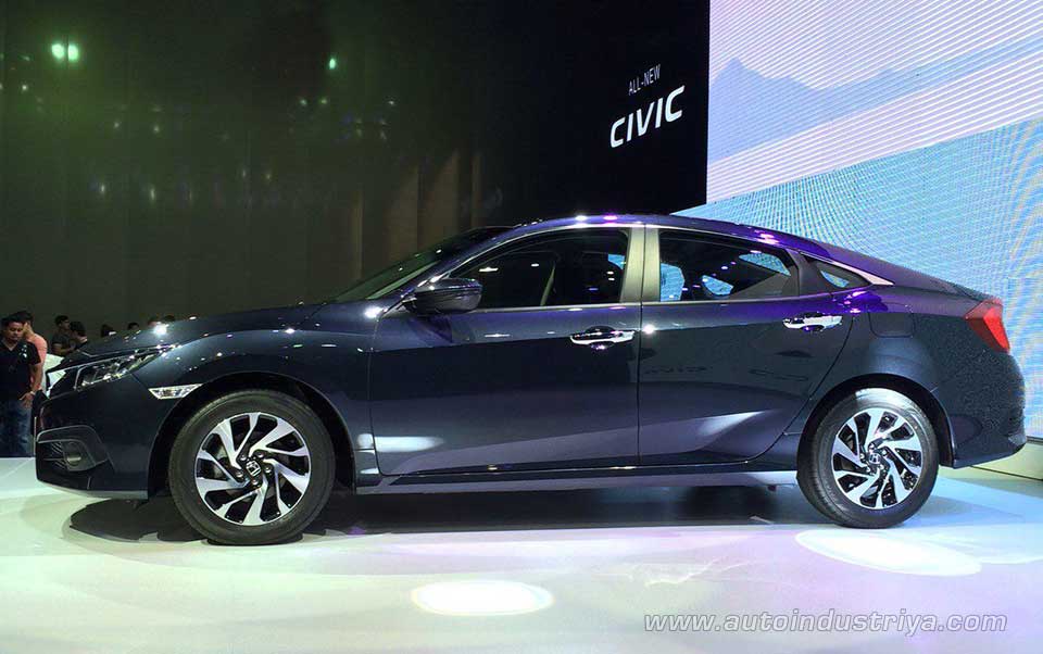 Side profile of the 2016 Honda Civic
