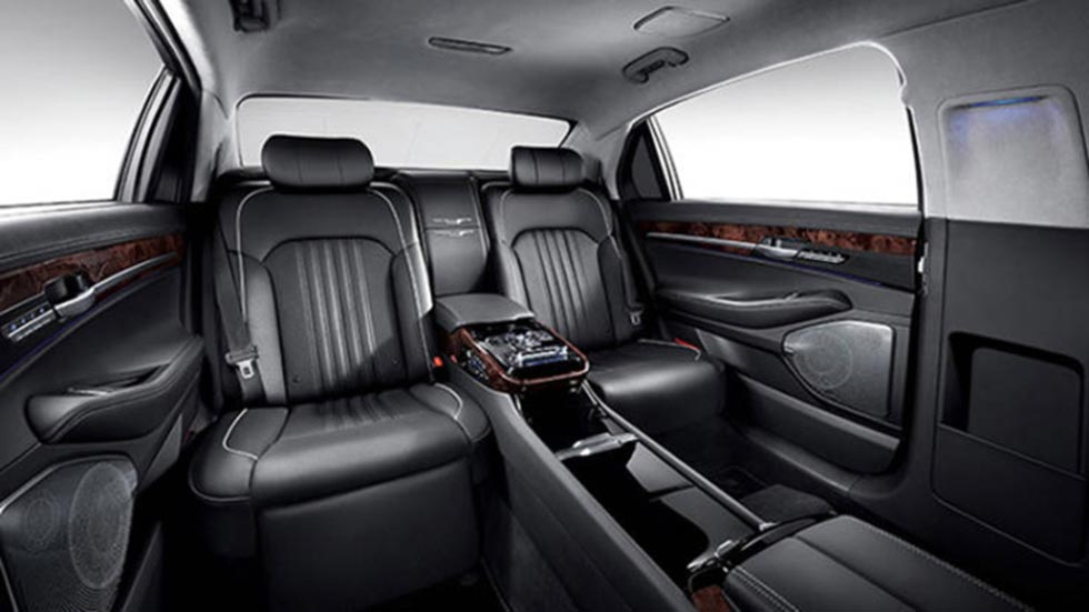 Aboard the Genesis EQ900L