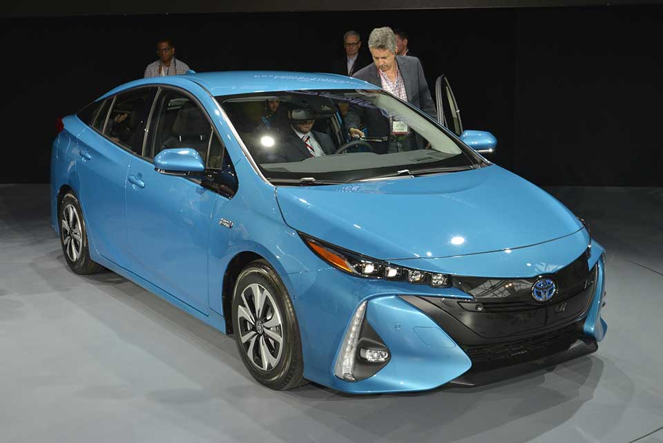 Toyota Prius Prime front quarter