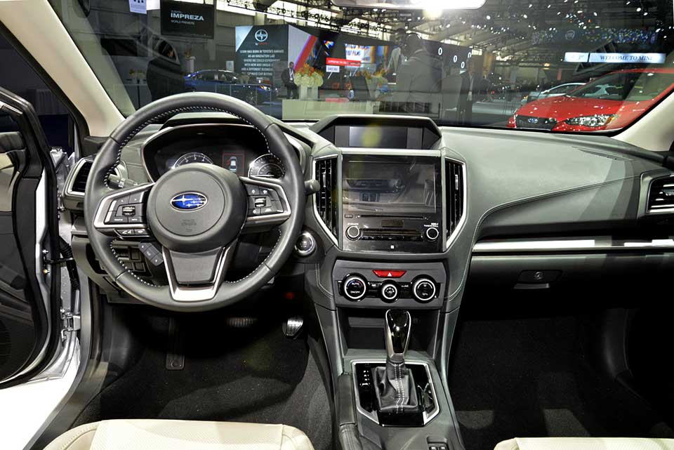 Subaru Impreza Hatchback dashboard