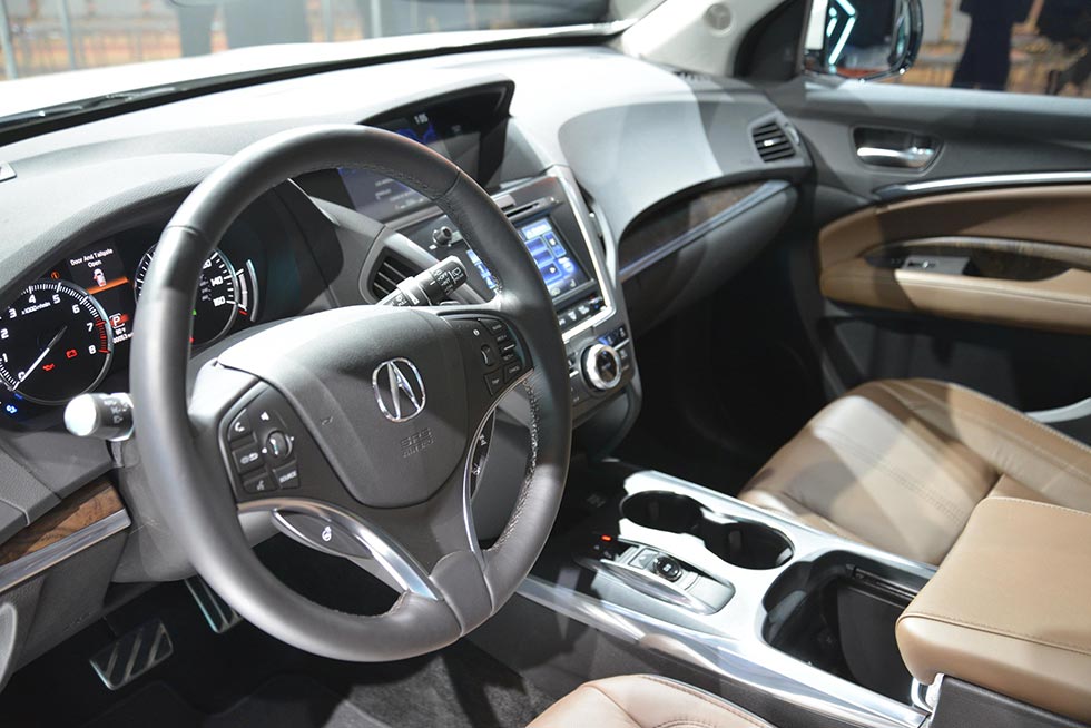Inside the 2017 Acura MDX