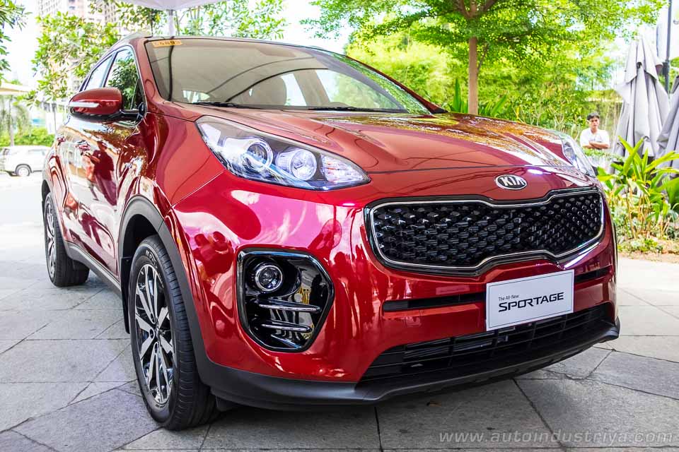 The 2016 Kia Sportage EX