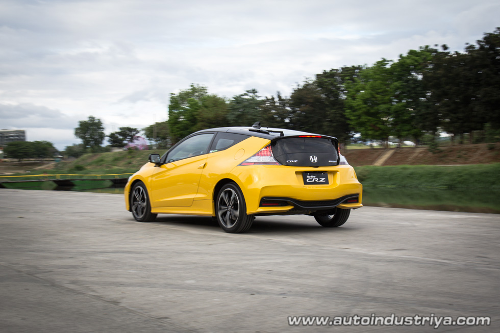 Rear quarter of the 2016 Honda CR-Z